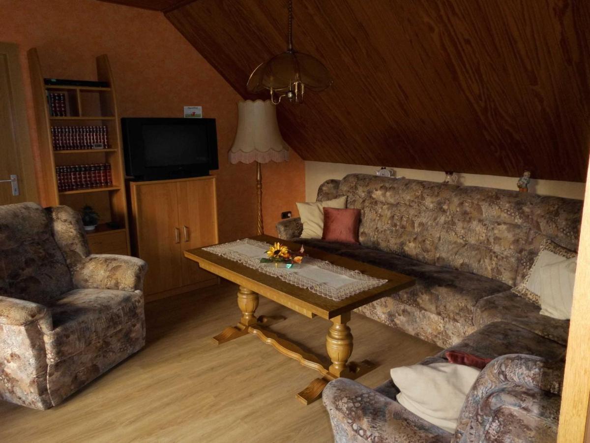 Ferienwohnung Meyer, 35176 Schwerinsdorf Экстерьер фото