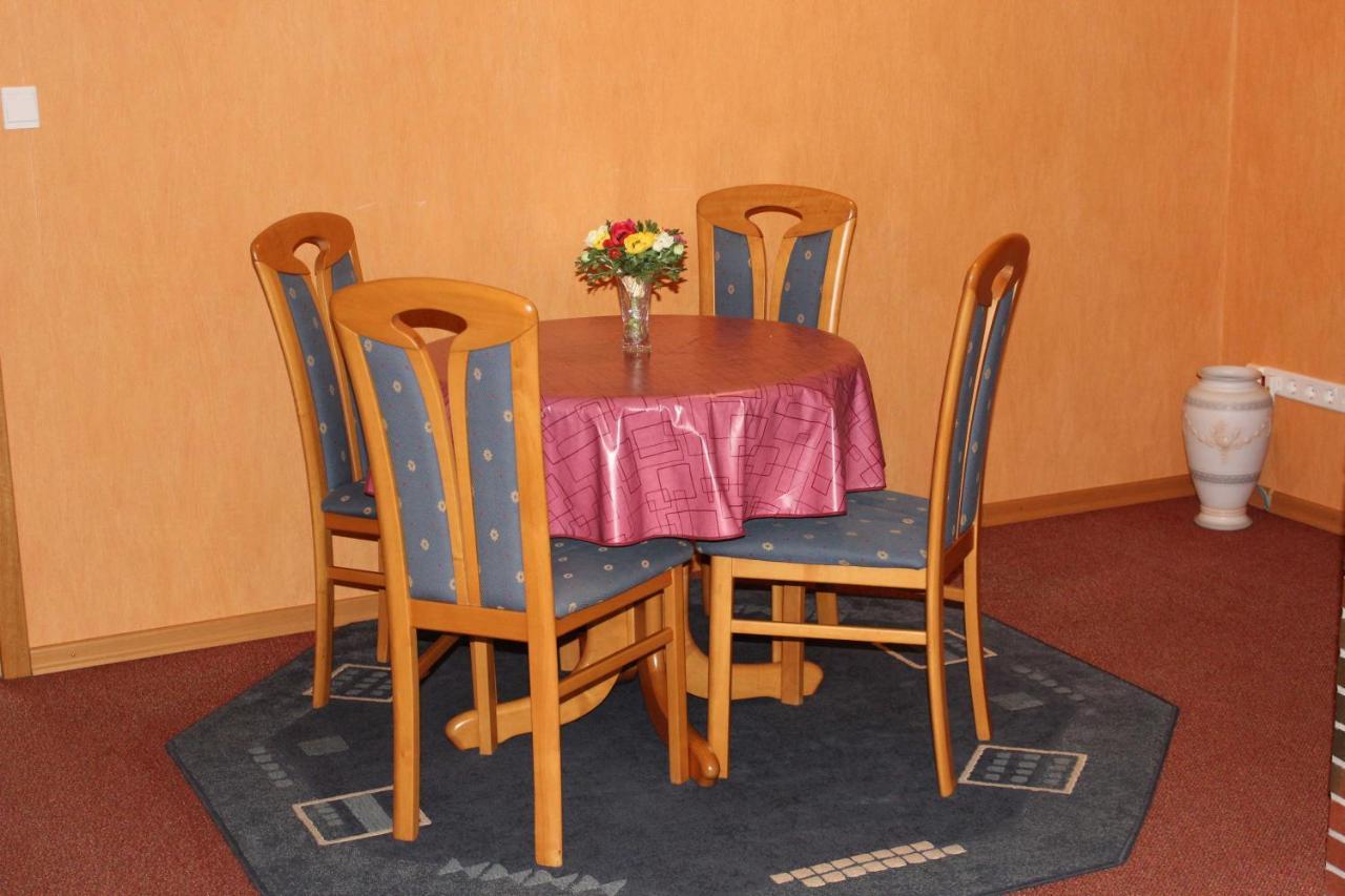 Ferienwohnung Meyer, 35176 Schwerinsdorf Экстерьер фото
